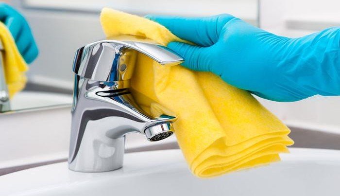 Cleaning bathroom